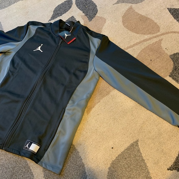 Jordan jump man Nike jacket - Picture 2 of 3